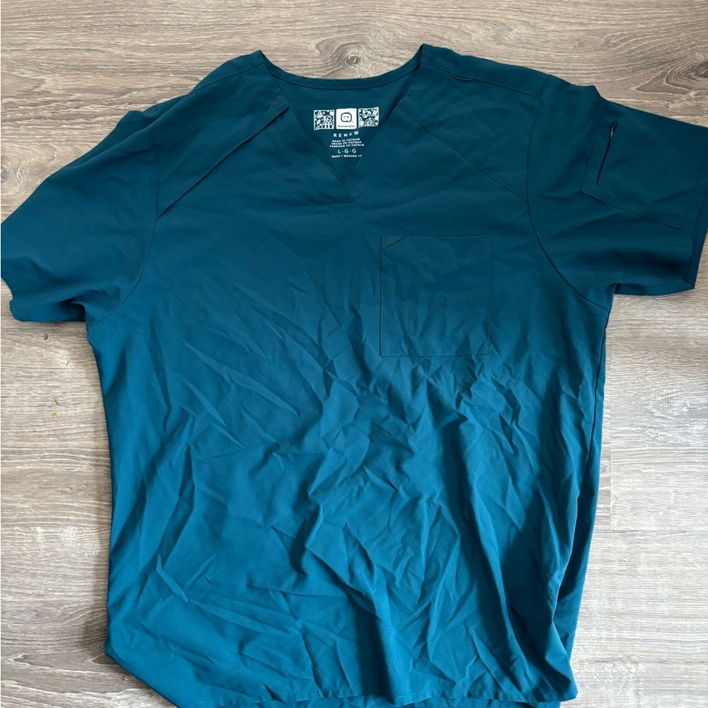Men's Scrub Shirt